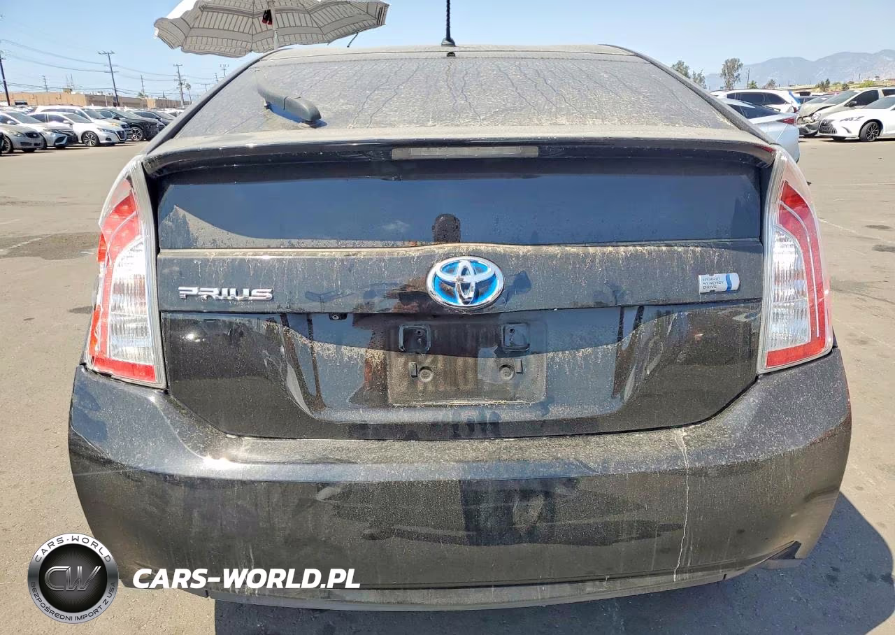 2015 Toyota Prius Two VIN:JTDKN3DU5F0482823 - 6
