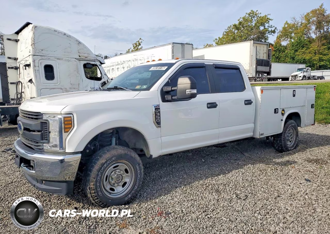 2018 Ford F350 Super Duty VIN:1FT8W3B69JEB27158 - 1