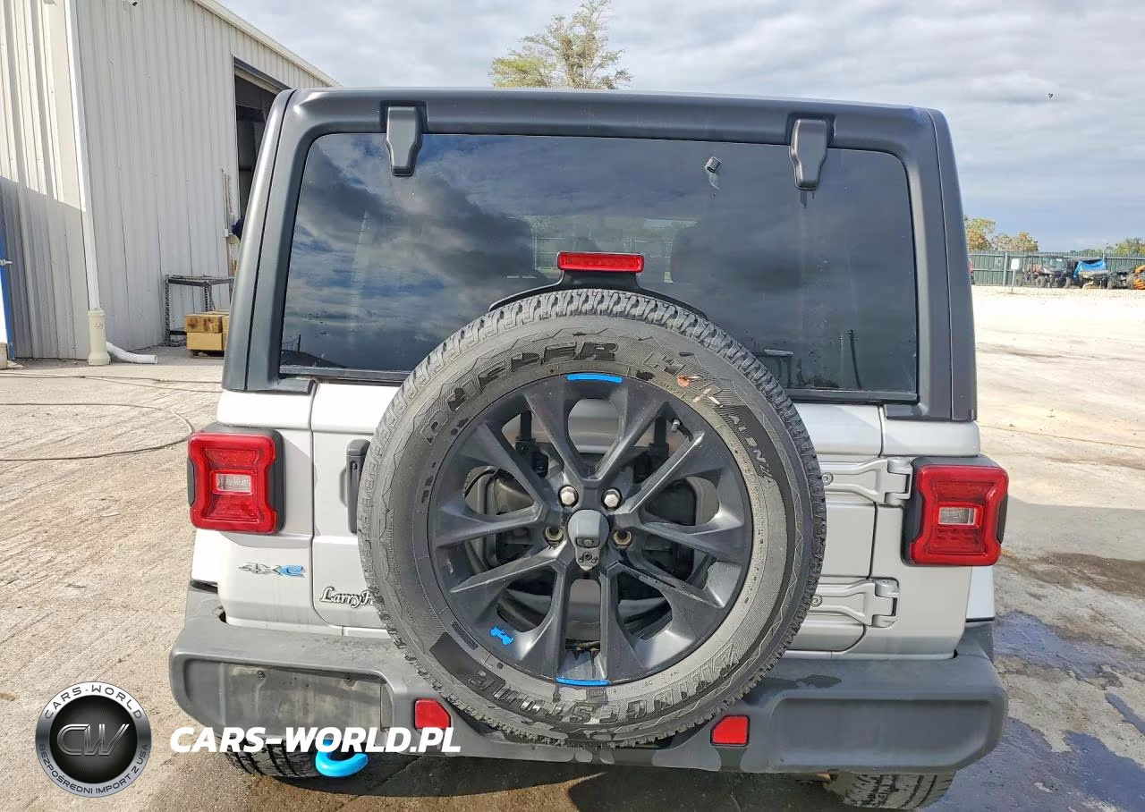 2023 Jeep Wrangler Sahara 4Xe VIN:1C4JJXP69PW608885 - 6