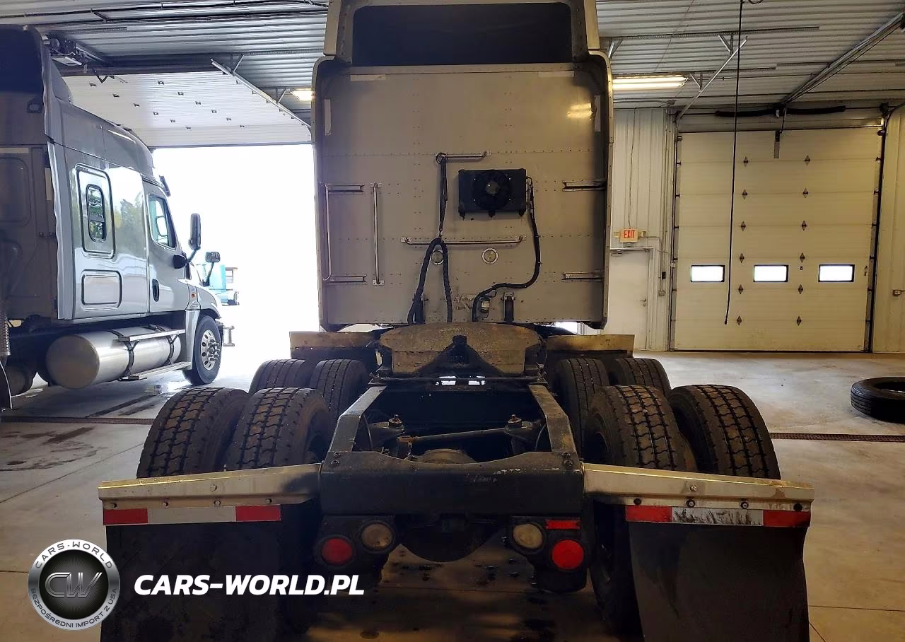 2014 Peterbilt 389 Semi Truck VIN:1NPXGGGG20D244224 - 6