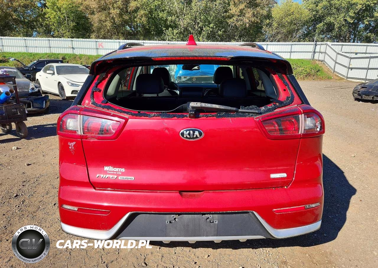 2019 Kia Niro S Touring VIN:KNDCC3LC6K5299379 - 6