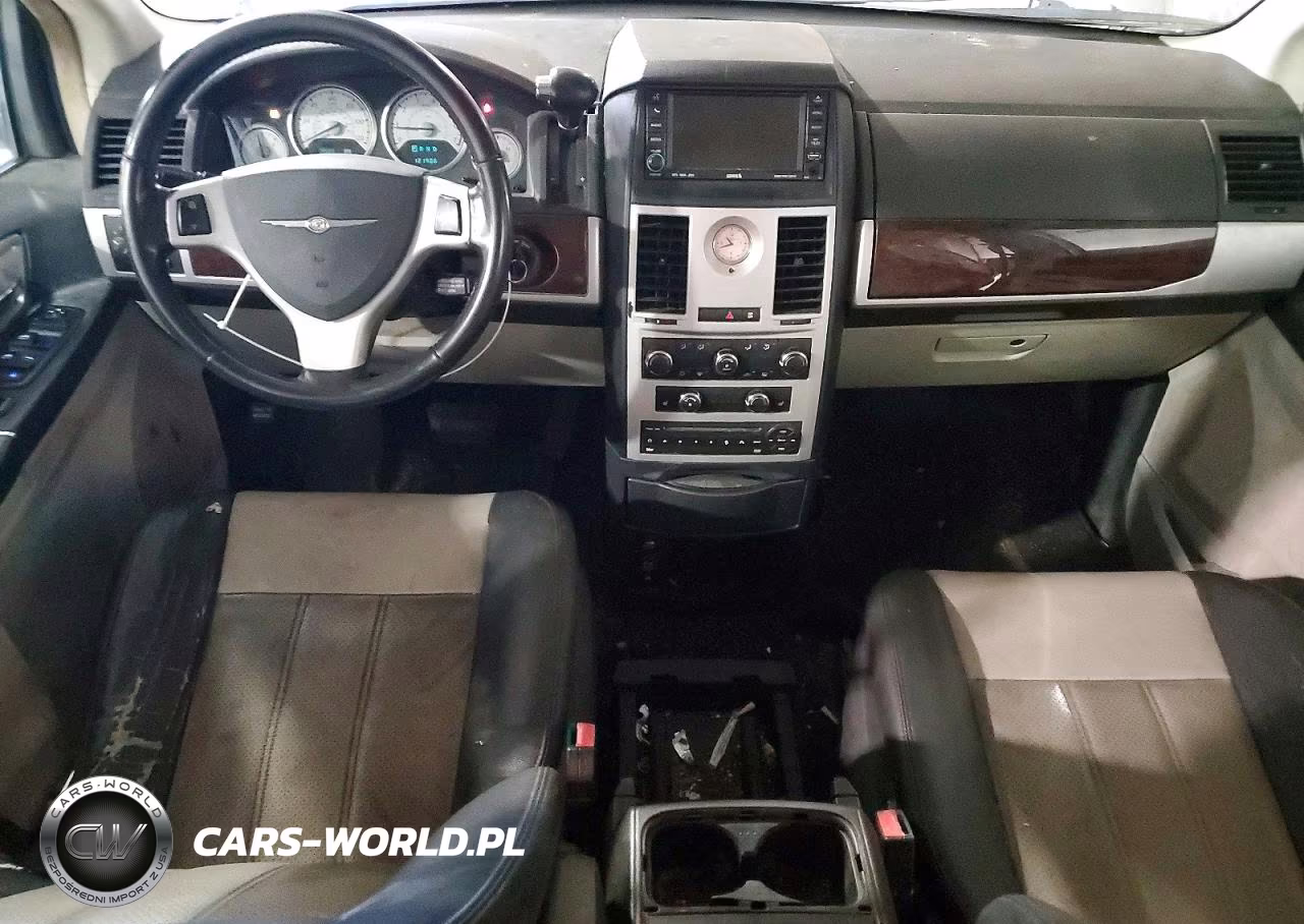 2010 Chrysler Town & Country Touring Plus VIN:2A4RR8DX7AR321361 - 8