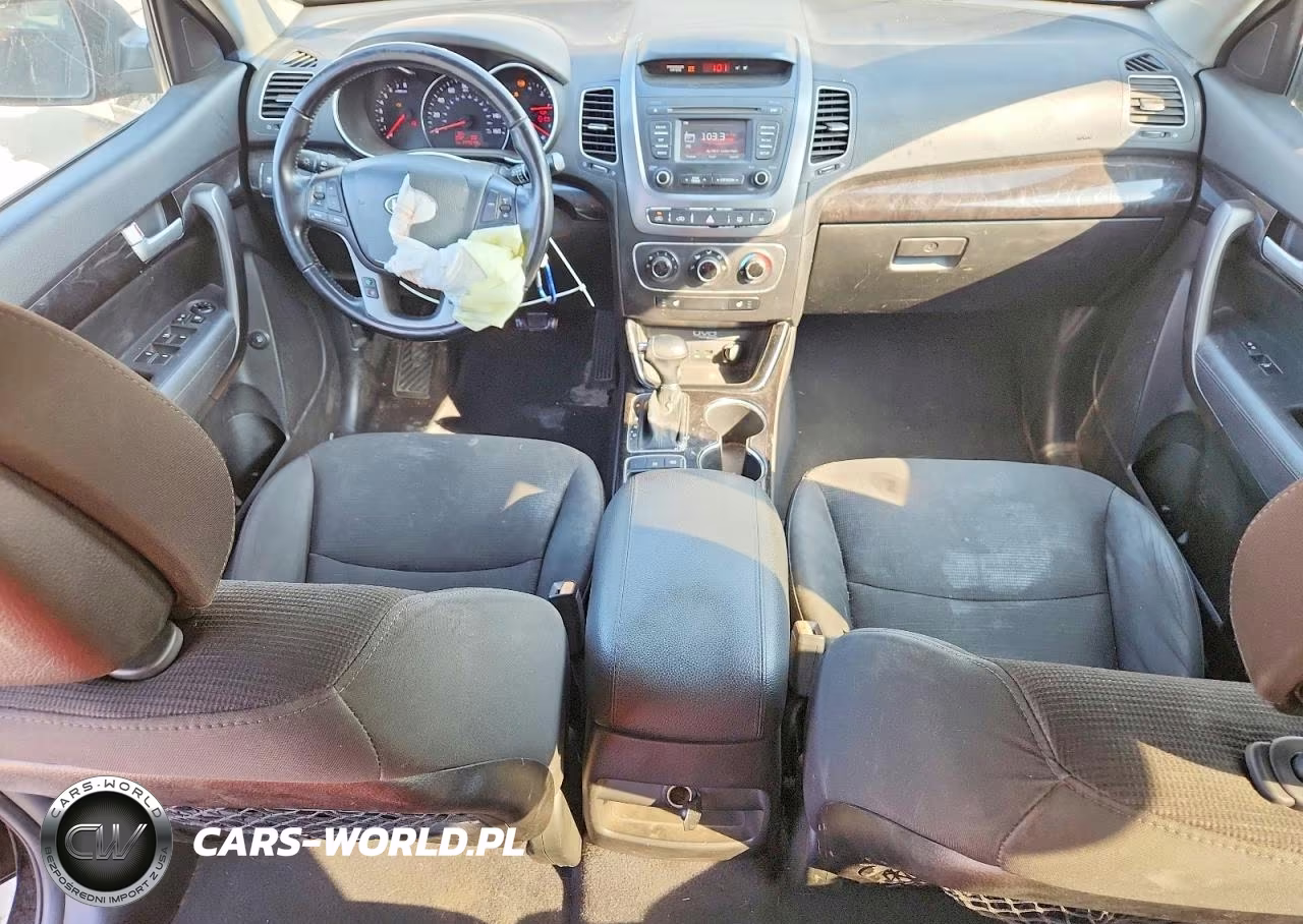 2015 Kia Sorento Lx VIN:5XYKT3A69FG611670 - 8