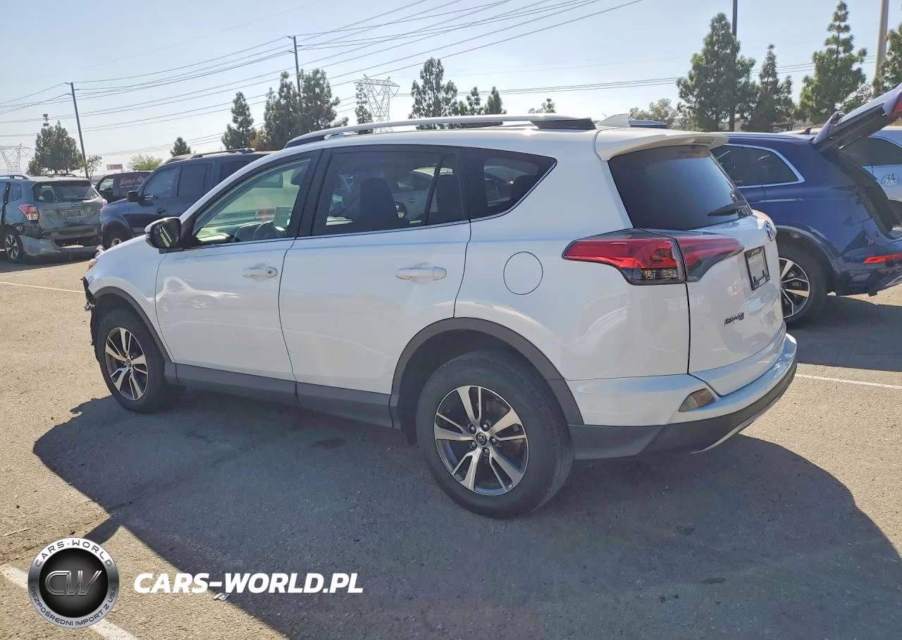 2017 Toyota Rav4 Xle VIN:JTMWFREV1HJ102057 - 2