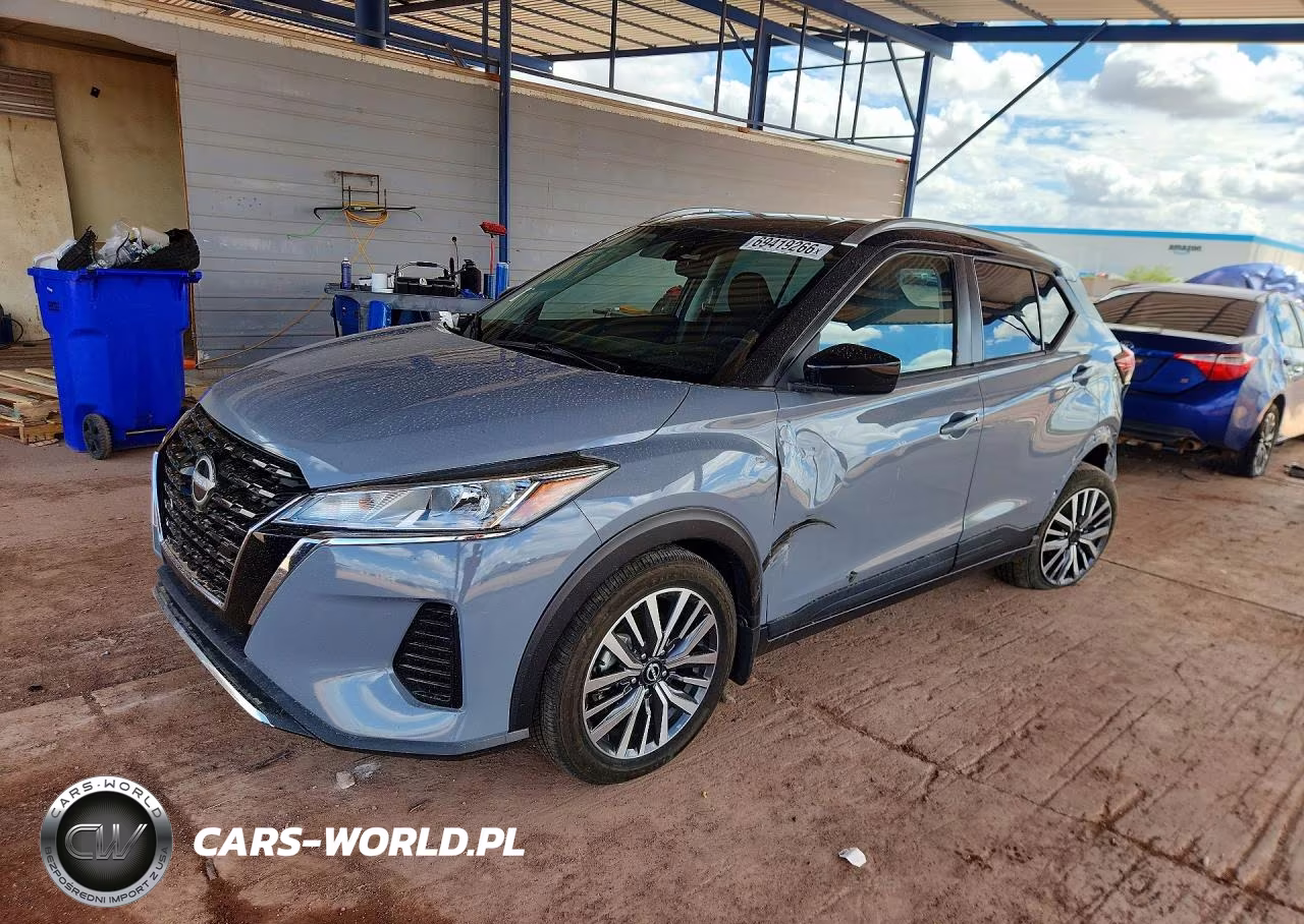 2022 Nissan Kicks Sv