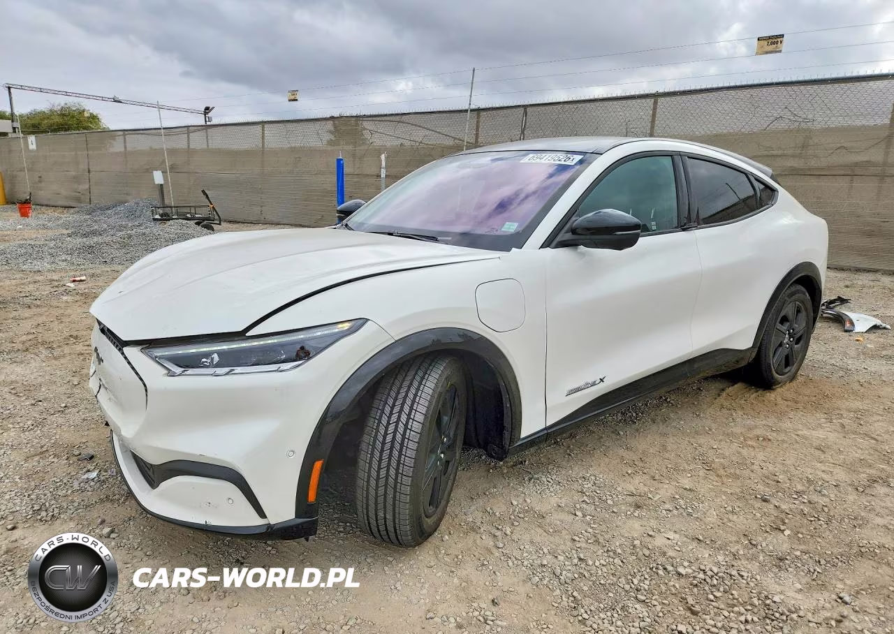 2022 Ford Mustang Mach-E California Route 1 VIN:3FMTK2R74NMA27849 - 1