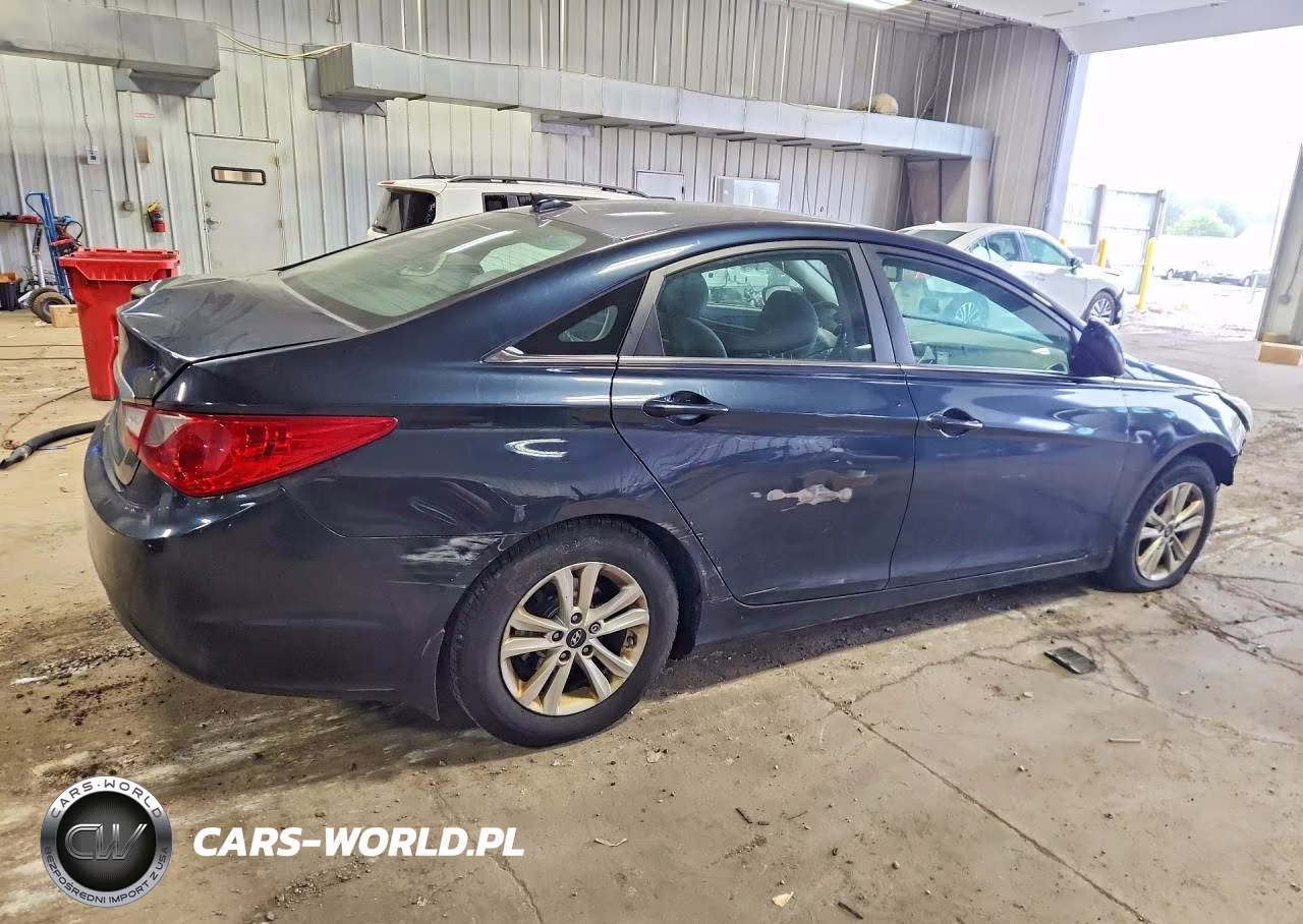 2013 Hyundai Sonata Gls VIN:5NPEB4AC8DH545114 - 3
