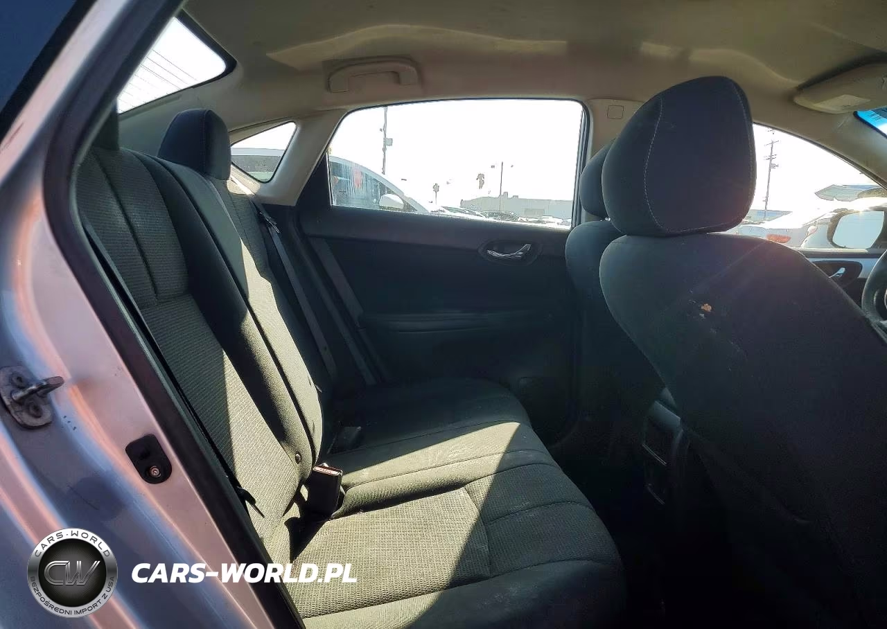 2016 Nissan Sentra S VIN:3N1AB7AP5GY323367 - 10