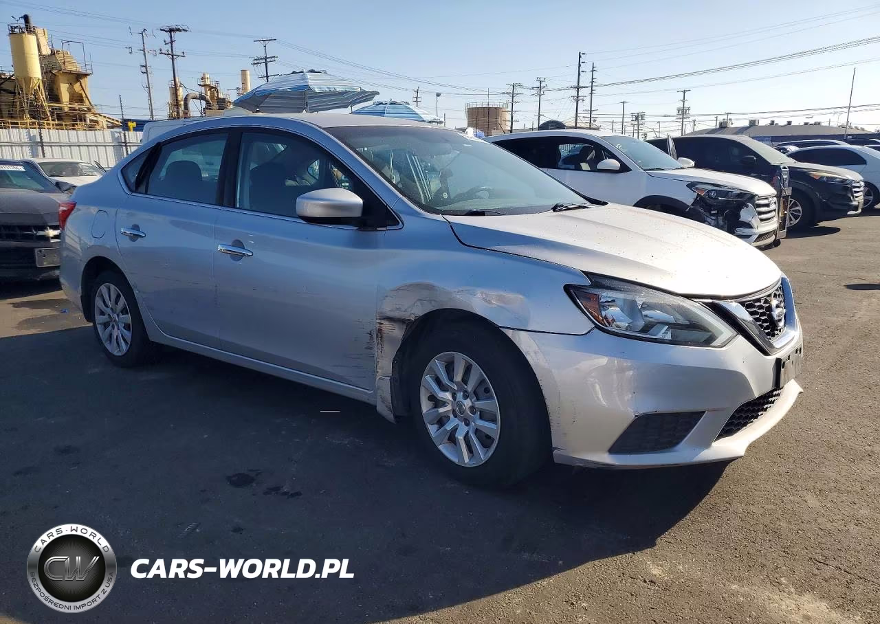 2016 Nissan Sentra S VIN:3N1AB7AP5GY323367 - 4