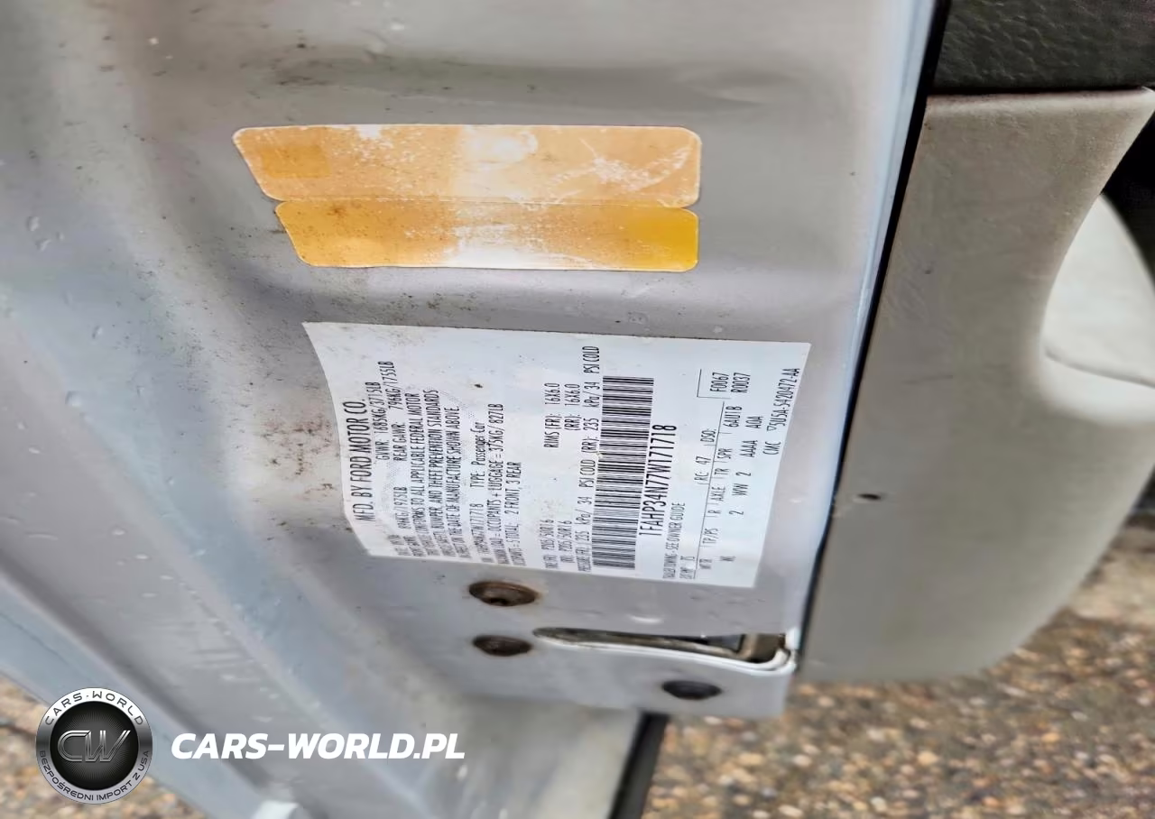 2007 Ford Focus Zx4 VIN:1FAHP34N77W171718 - 12