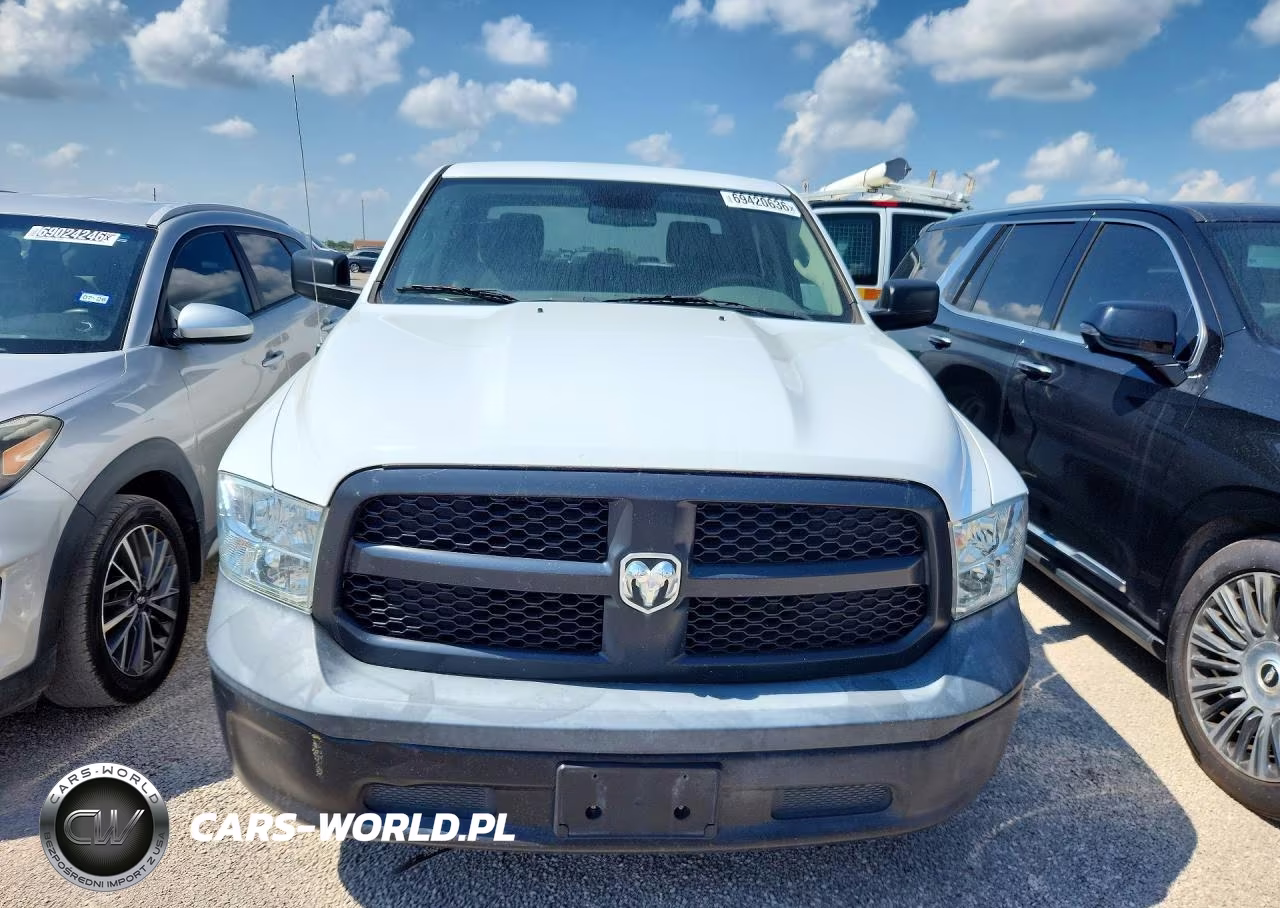 2019 Ram 1500 Classic Tradesman VIN:1C6RR6KTXKS633482 - 5