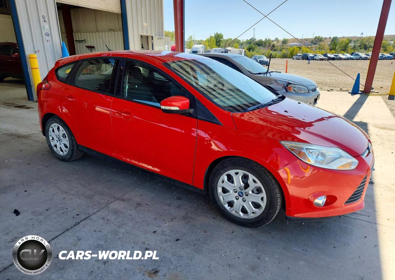 2012 Ford Focus Se VIN:1FAHP3K2XCL206403 - 4