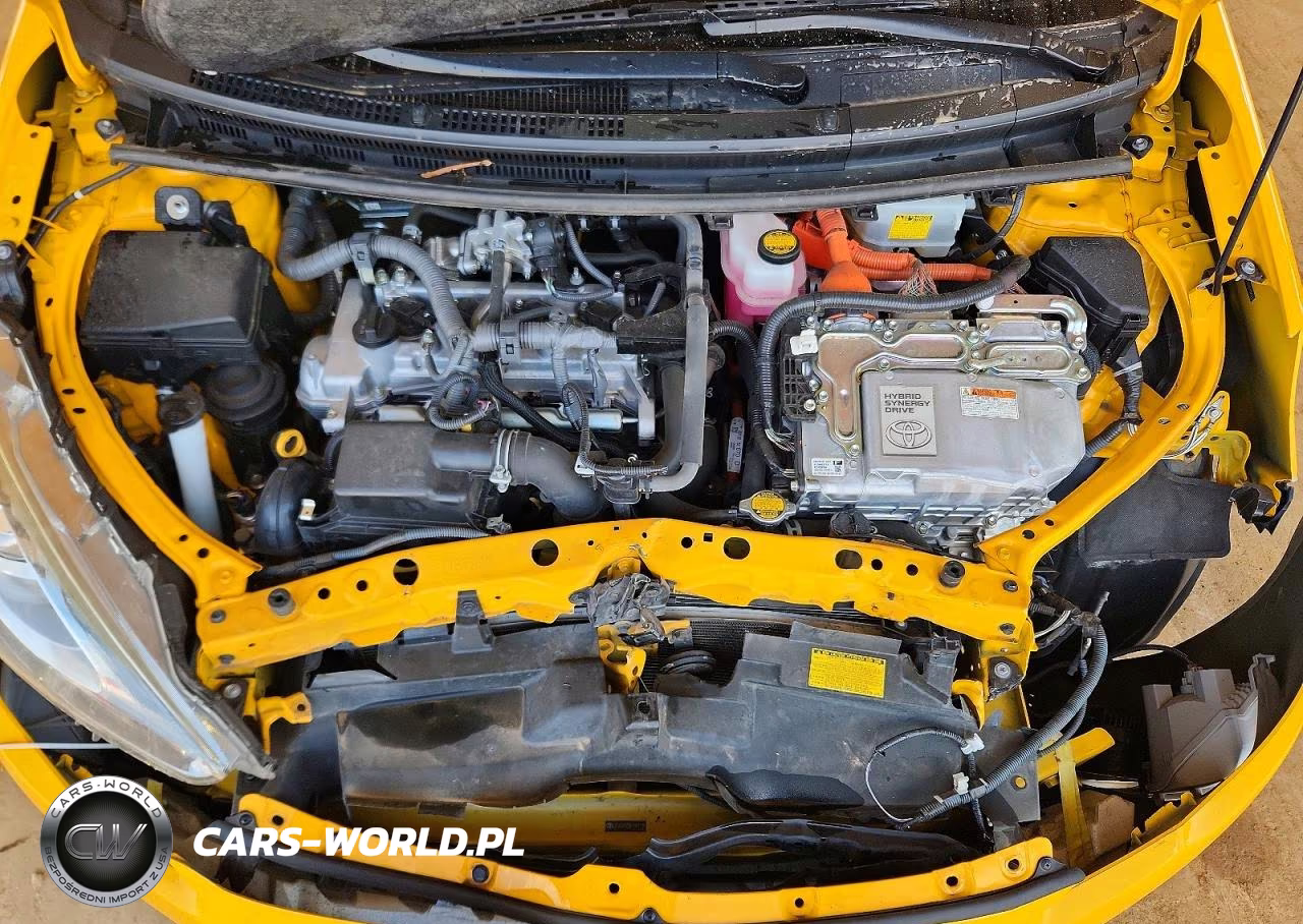 2015 TOYOTA PRIUS C  VIN:JTDKDTB35F1091176 - 11