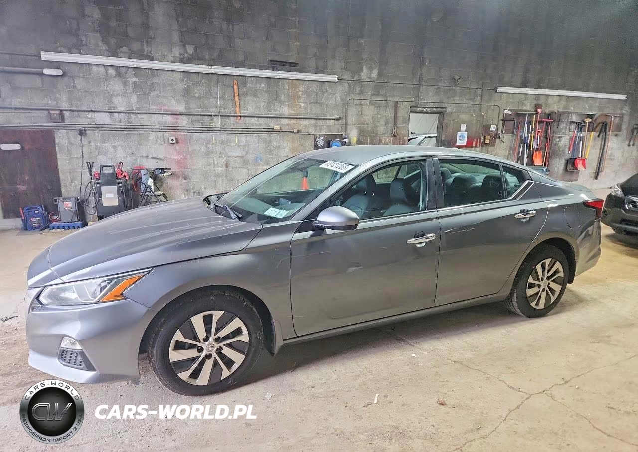 2019 Nissan Altima S
