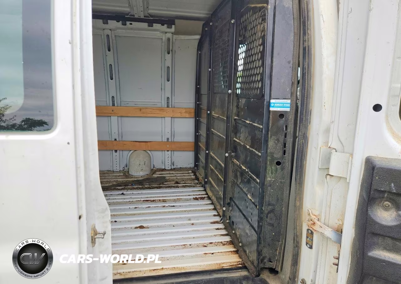 2020 GMC Savana G2500 Delivery Van VIN:1GTW7AFG6L1209662 - 11