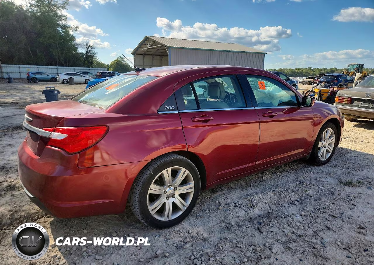 2011 Chrysler 200 Touring VIN:1C3BC1FB5BN569838 - 3