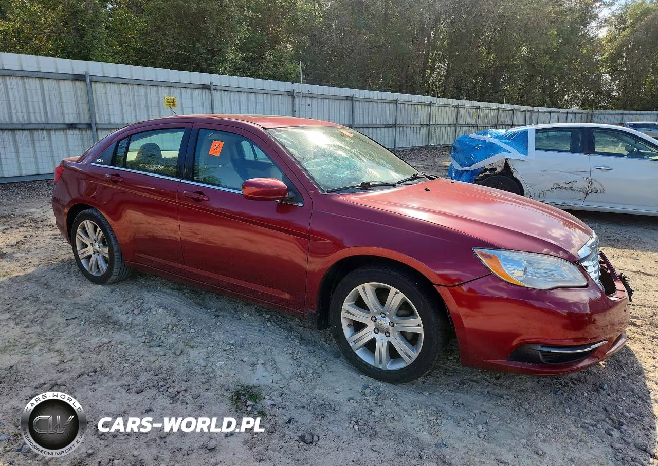 2011 Chrysler 200 Touring VIN:1C3BC1FB5BN569838 - 4