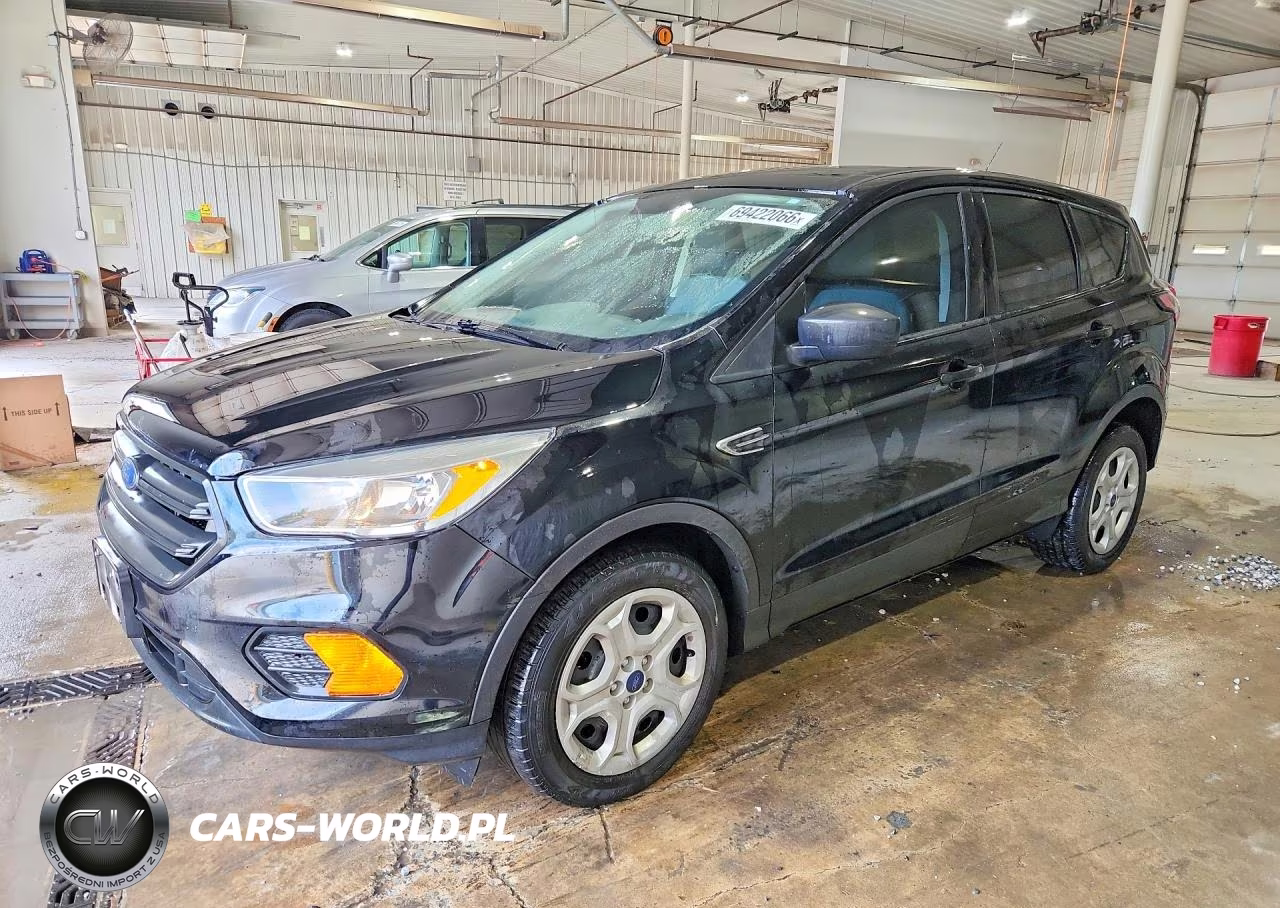 2017 Ford Escape S – zdjęcie 1 z 13