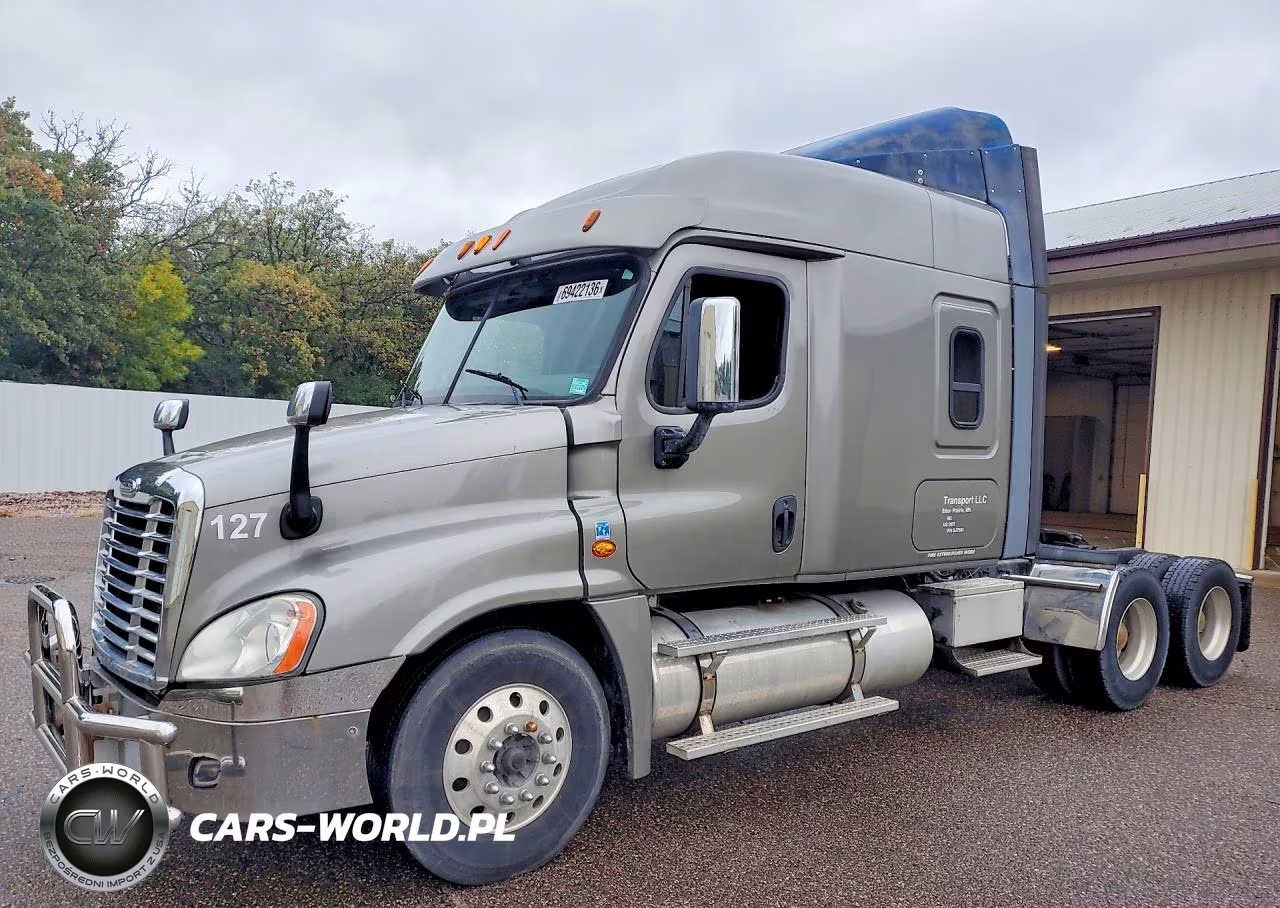 2015 Freightliner Cascadia Semi Truck VIN:1FVXGF005FLGJ7504 - 1