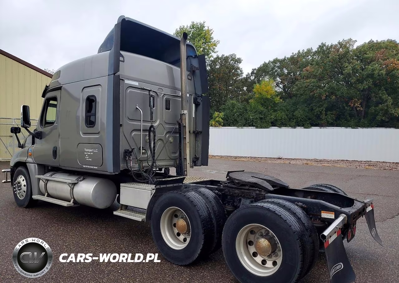 2015 Freightliner Cascadia Semi Truck VIN:1FVXGF005FLGJ7504 - 2