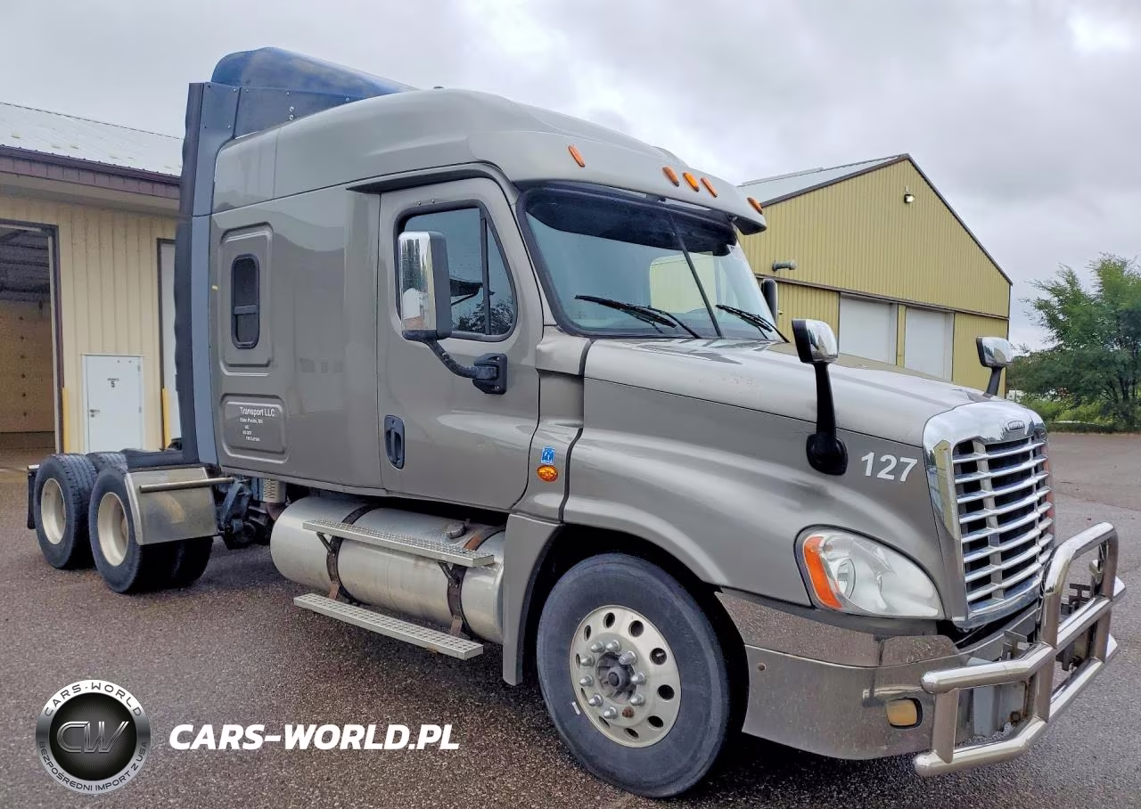 2015 Freightliner Cascadia Semi Truck VIN:1FVXGF005FLGJ7504 - 4