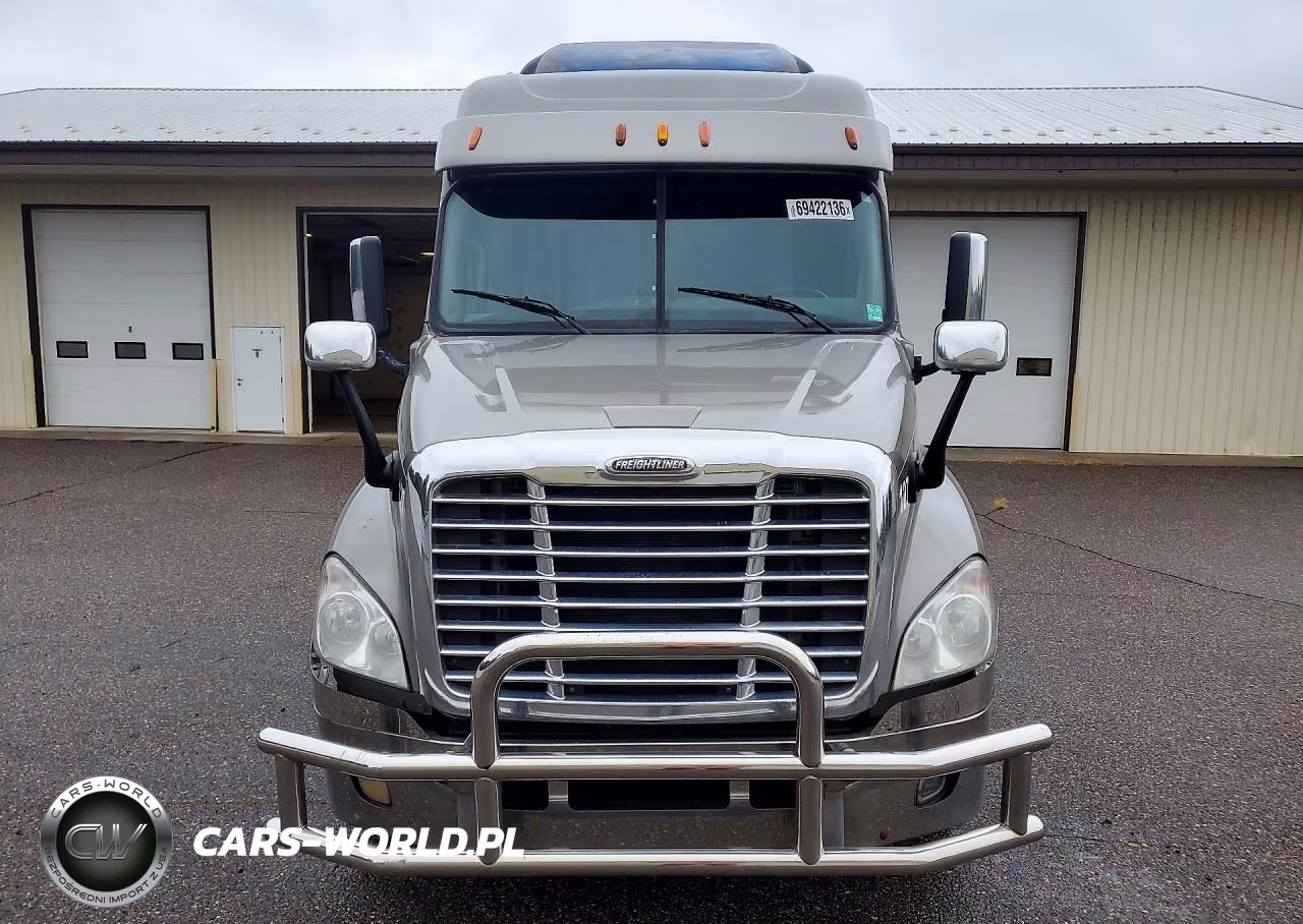 2015 Freightliner Cascadia Semi Truck VIN:1FVXGF005FLGJ7504 - 5