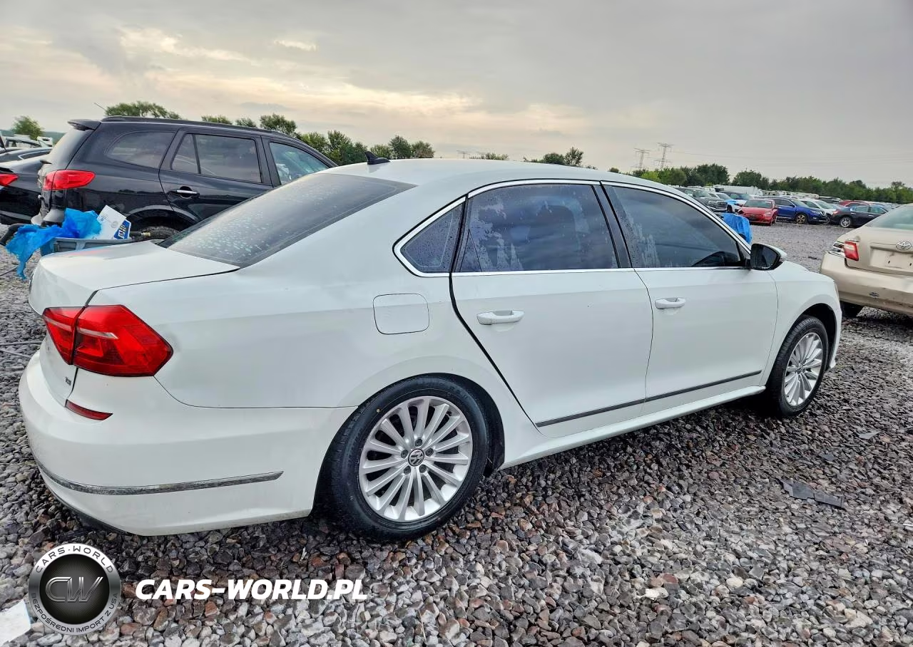 2016 Volkswagen Passat Se VIN:1VWBS7A39GC034710 - 3
