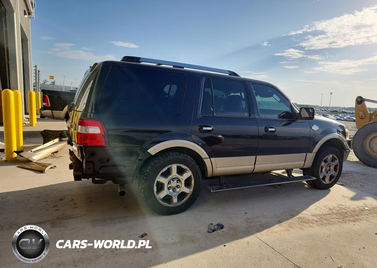 2013 Ford Expedition Xlt VIN:1FMJU1J55DEF57323 - 3