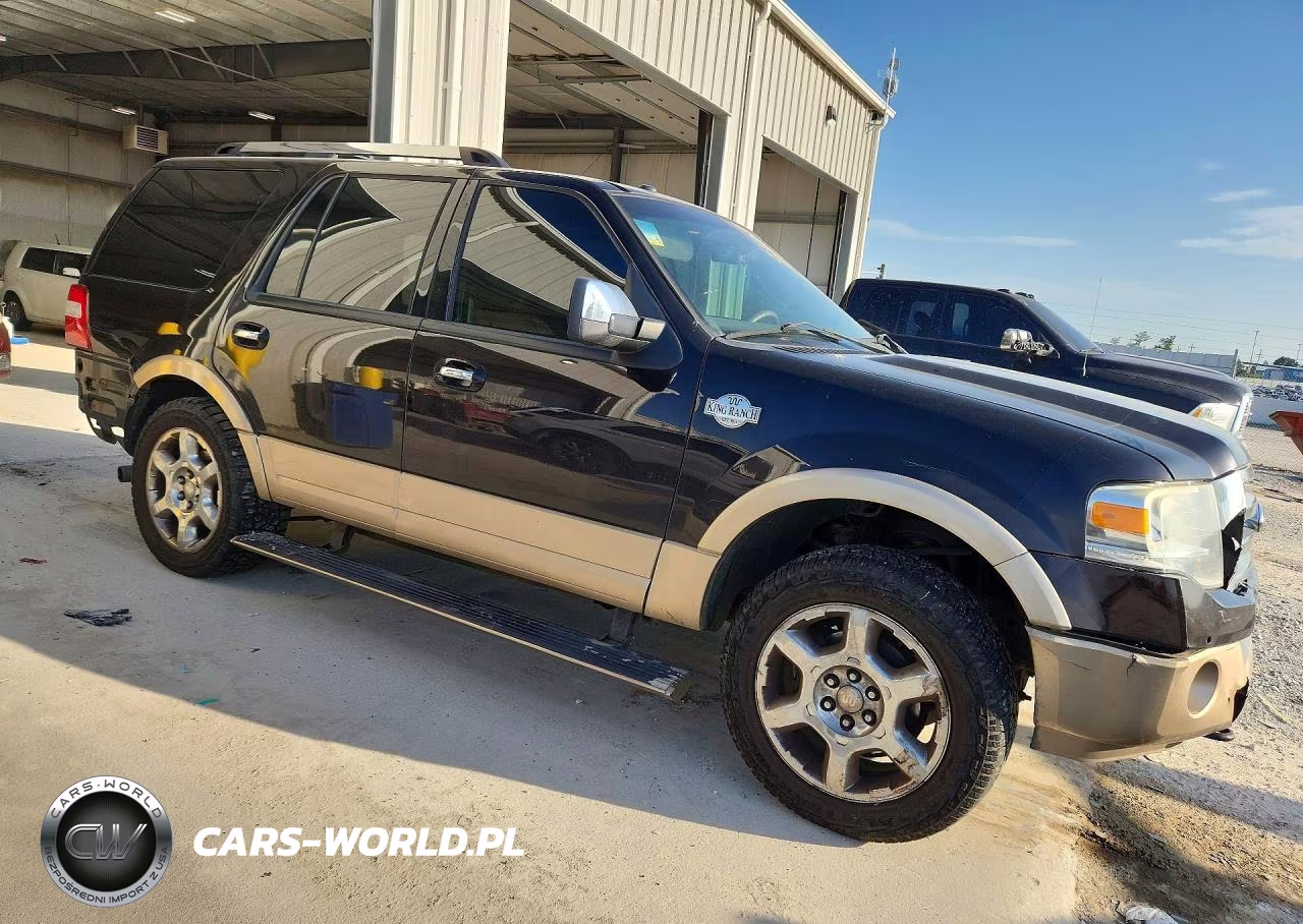 2013 Ford Expedition Xlt VIN:1FMJU1J55DEF57323 - 4