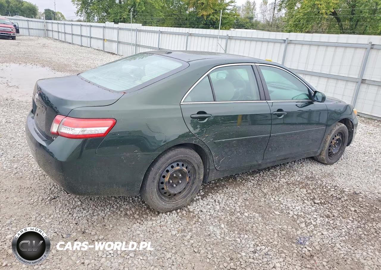 2010 Toyota Camry Le VIN:4T4BF3EKXAR022098 - 3
