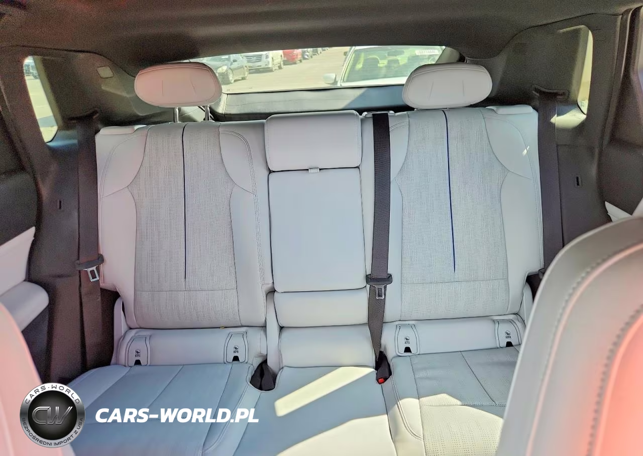 2024 Cadillac Lyriq Luxury VIN:1GYKPPRK3RZ102932 - 10