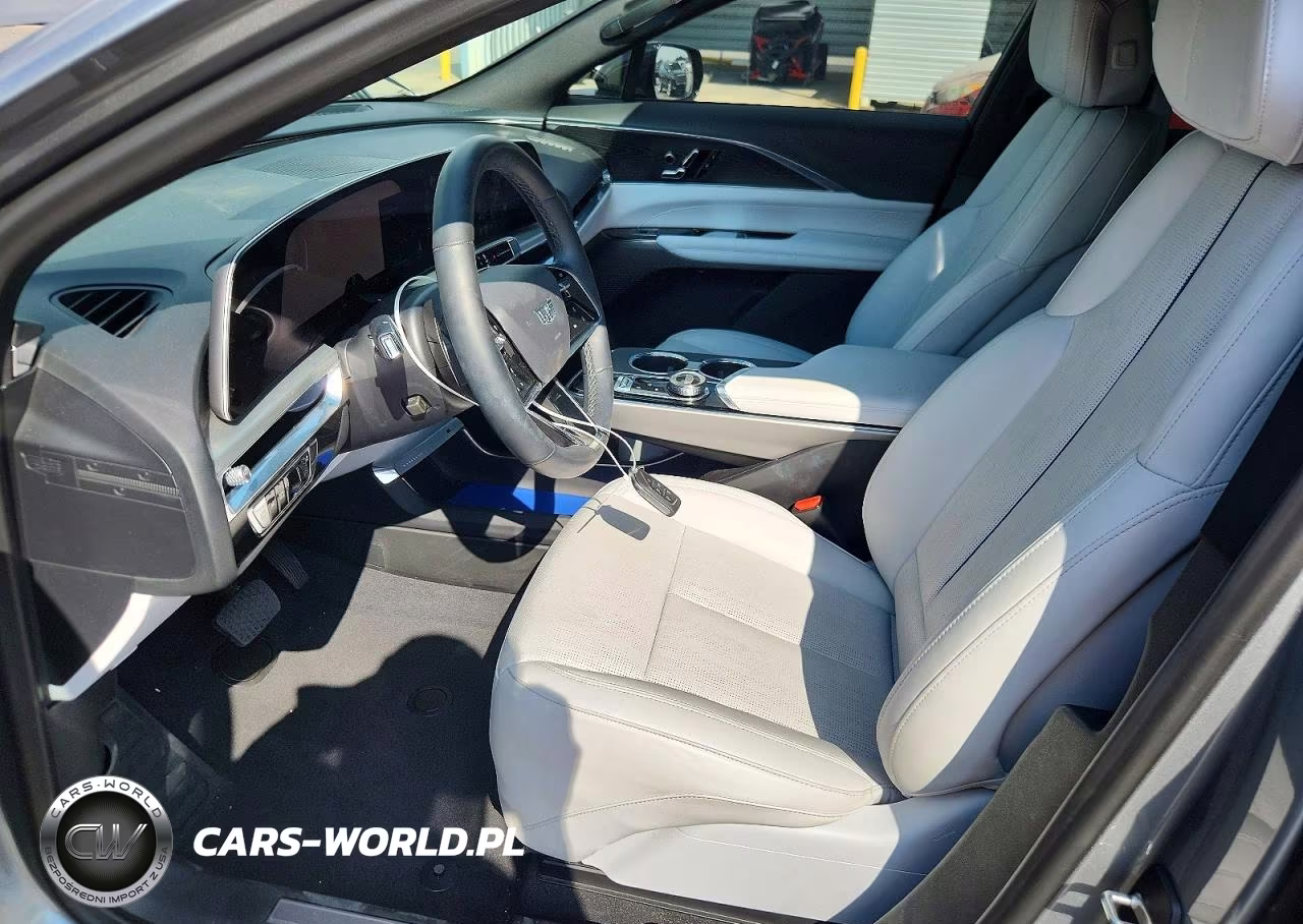 2024 Cadillac Lyriq Luxury VIN:1GYKPPRK3RZ102932 - 7