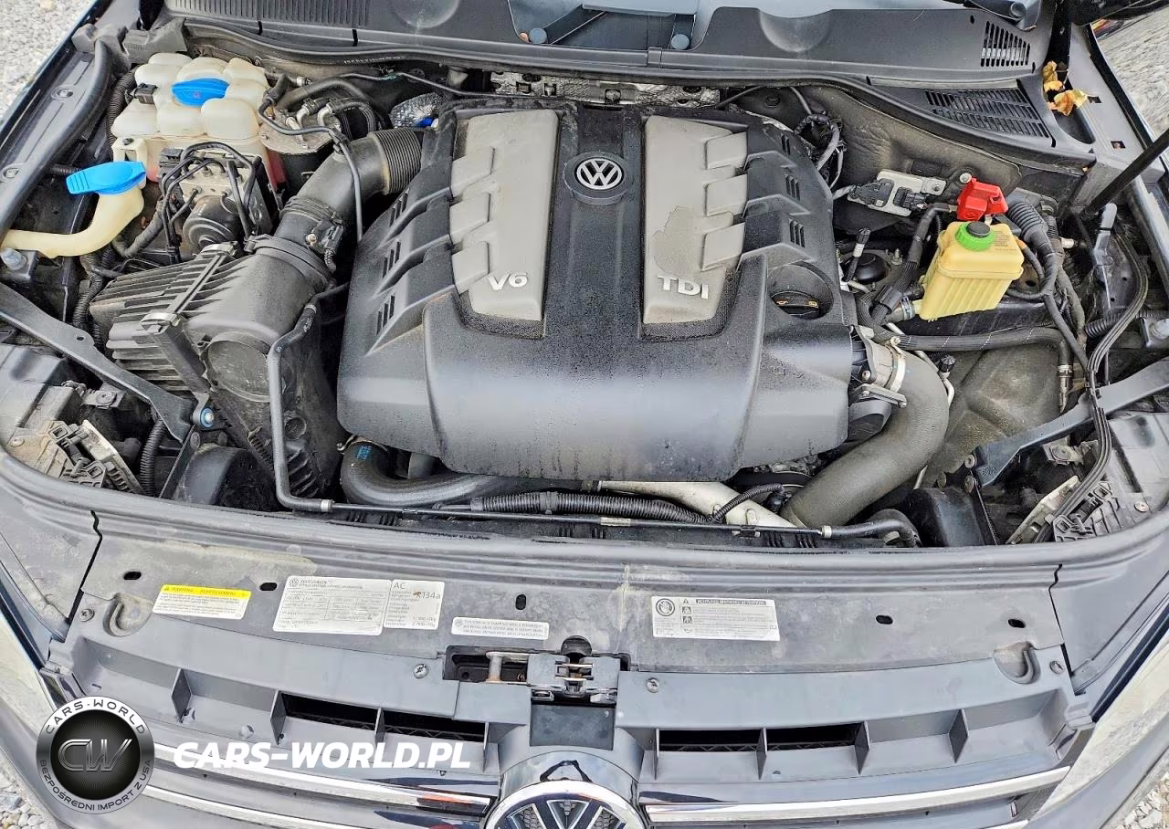 2013 Volkswagen Touareg V6 Tdi VIN:WVGEP9BP8DD005764 - 12