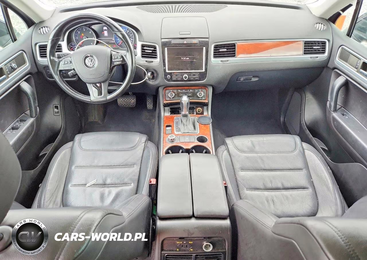 2013 Volkswagen Touareg V6 Tdi VIN:WVGEP9BP8DD005764 - 8