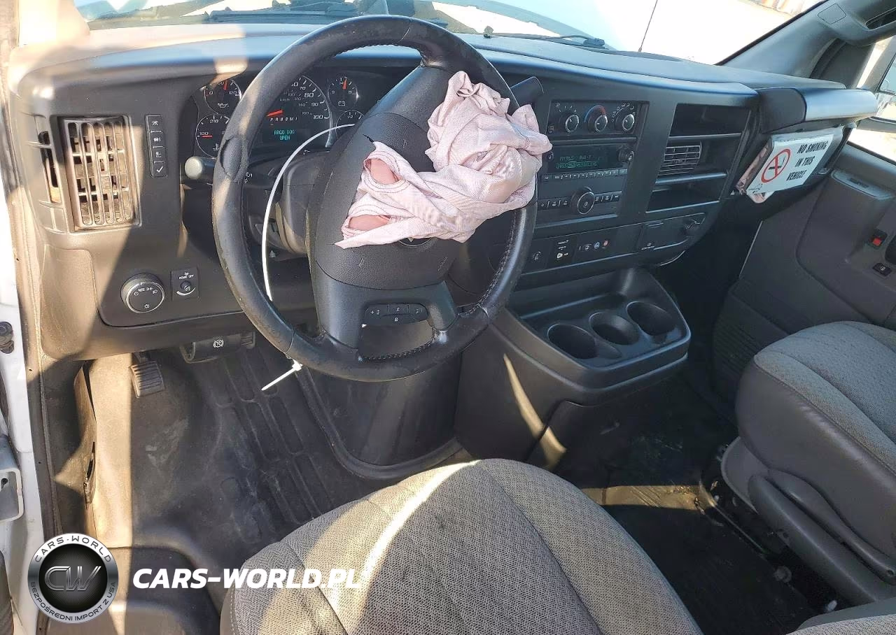 2022 Chevrolet Express G2500 Delivery Van VIN:1GCWGAFP0N1282982 - 8