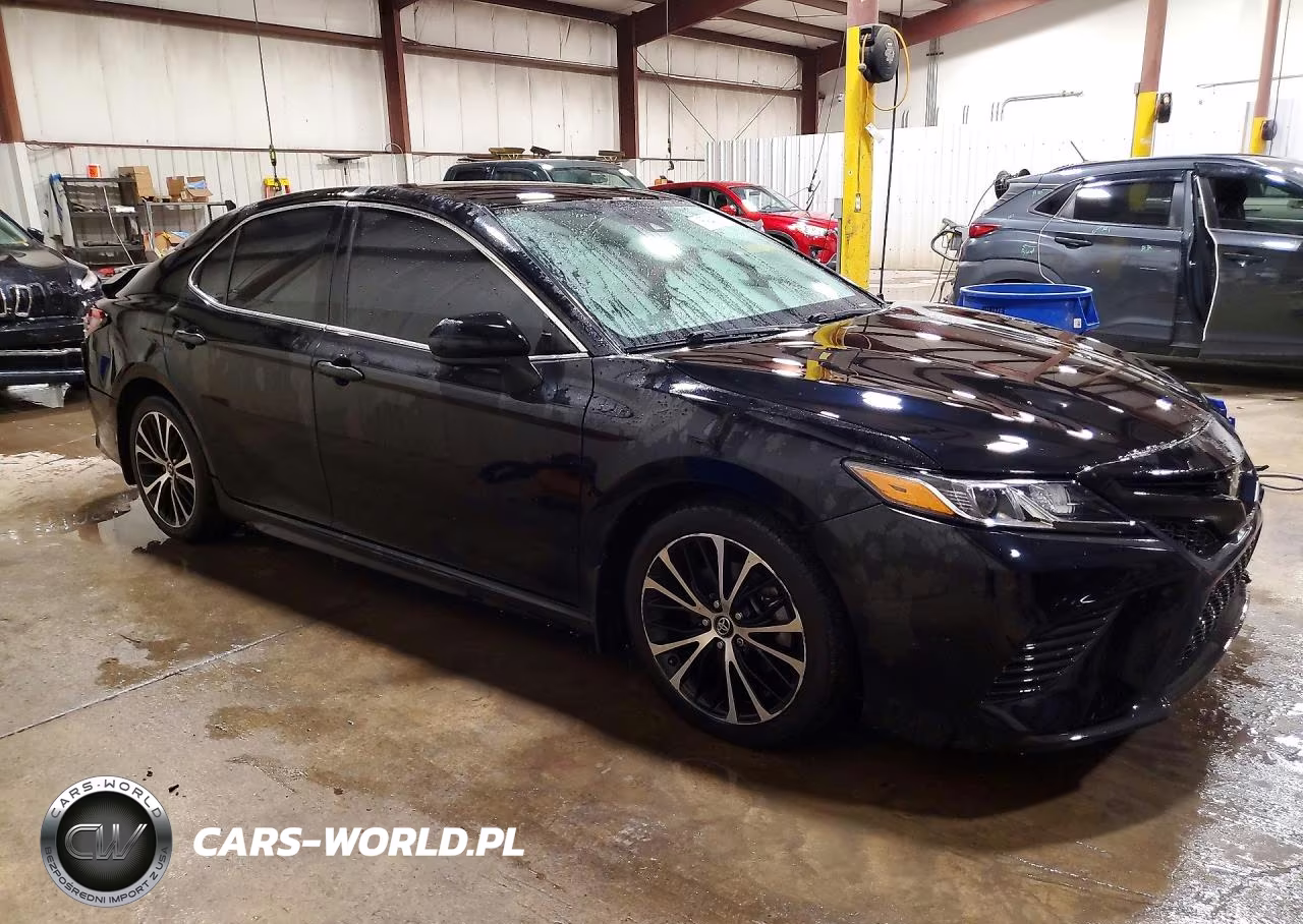 2019 Toyota Camry Se VIN:4T1B11HK3KU822106 - 4