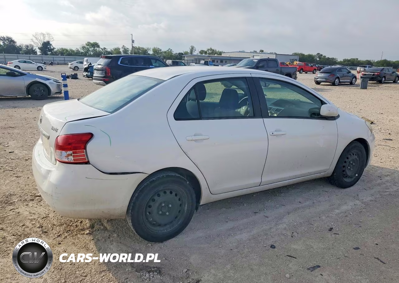 2012 Toyota Yaris Fleet VIN:JTDBT4K35CL026563 - 3