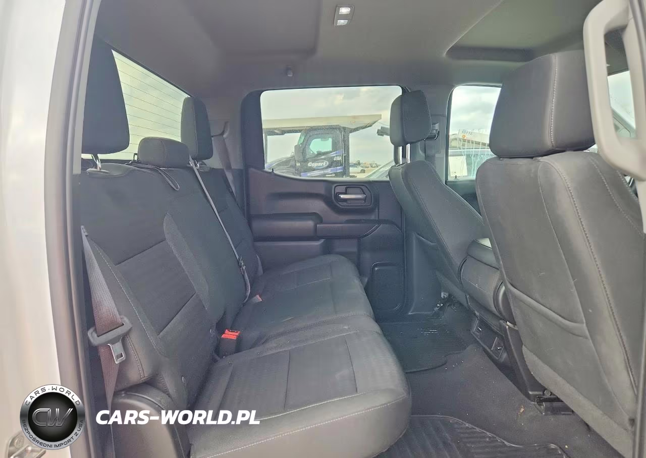 2022 Chevrolet Silverado K1500 Custom VIN:1GCPDBEK2NZ582291 - 10