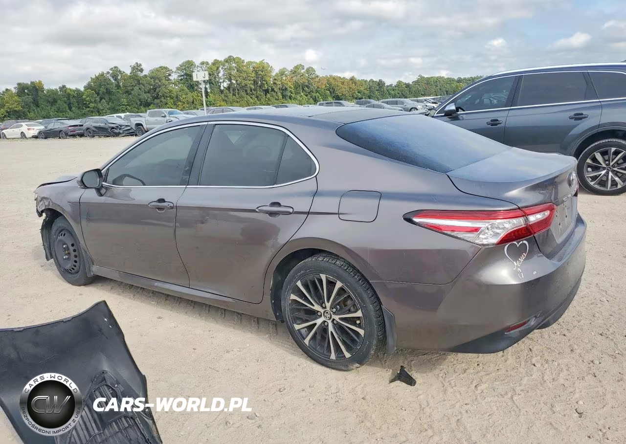 2018 Toyota Camry Xle VIN:4T1B11HK9JU123450 - 2