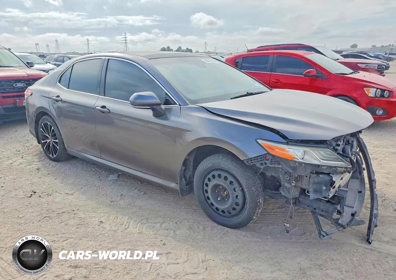 2018 Toyota Camry Xle VIN:4T1B11HK9JU123450 - 4