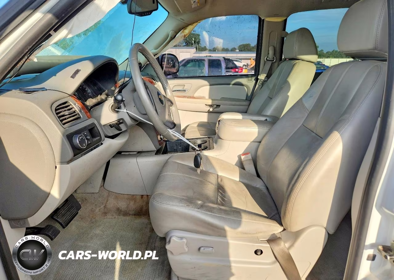2008 Chevrolet Tahoe C1500 VIN:1GNFC13038J108046 - 7
