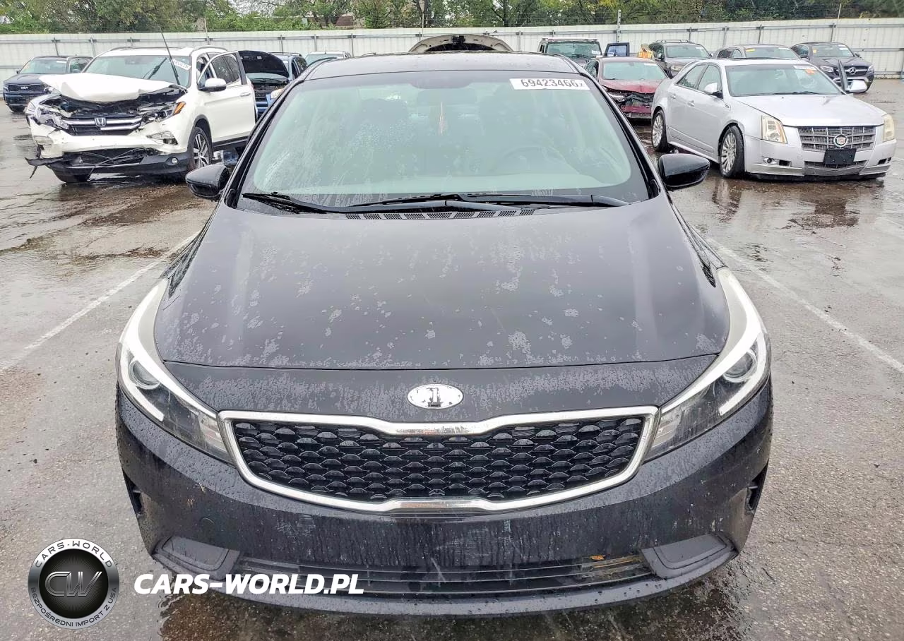 2018 Kia Forte Lx VIN:3KPFL4A78JE194984 - 5