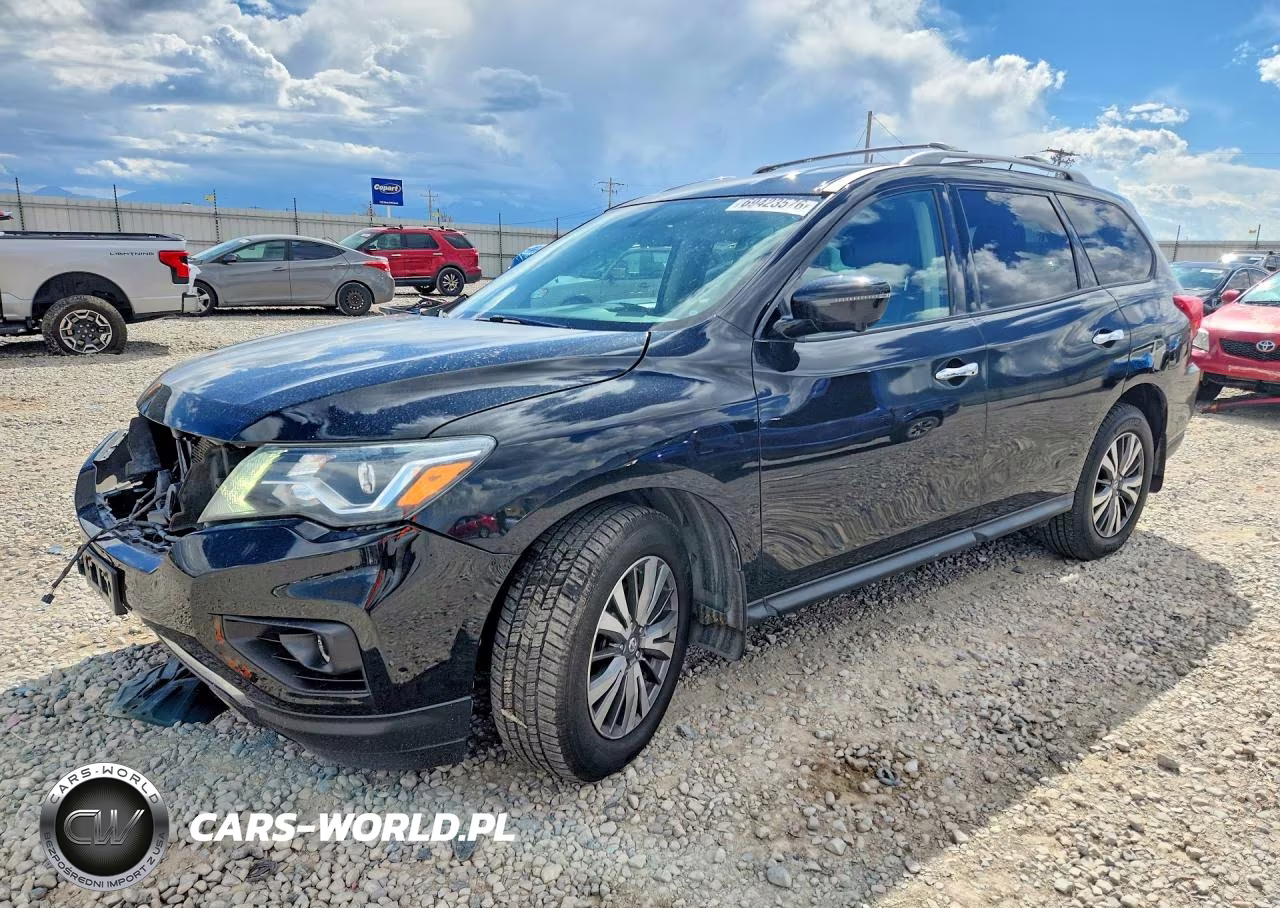 2017 Nissan Pathfinder Sl