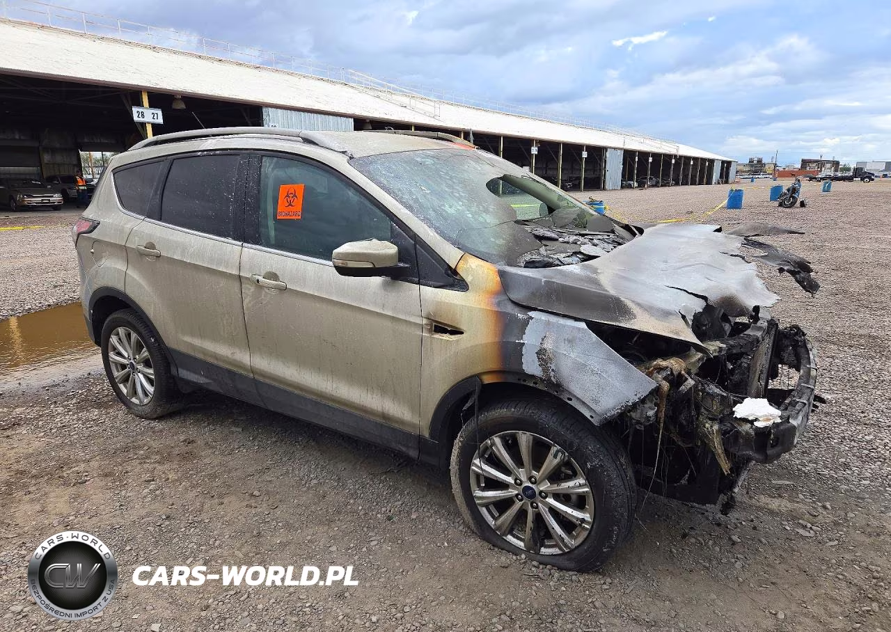 2017 Ford Escape Titanium VIN:1FMCU9J99HUD59463 - 4
