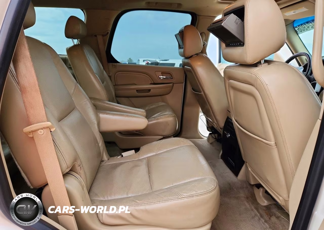 2009 Cadillac Escalade Luxury VIN:1GYFC23269R114565 - 11