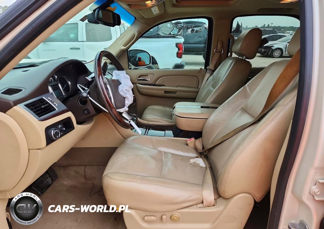2009 Cadillac Escalade Luxury VIN:1GYFC23269R114565 - 7