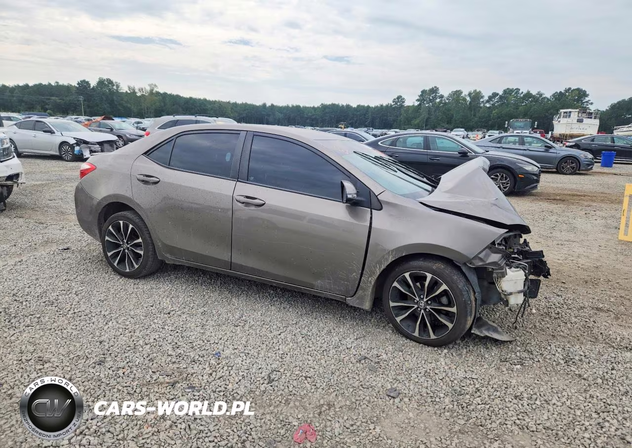 2017 Toyota Corolla Se VIN:2T1BURHE0HC930256 - 4