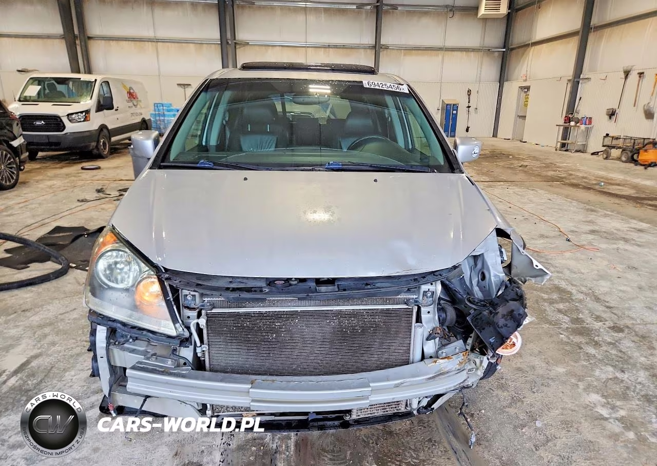 2010 Honda Odyssey Touring VIN:5FNRL3H97AB099485 - 5