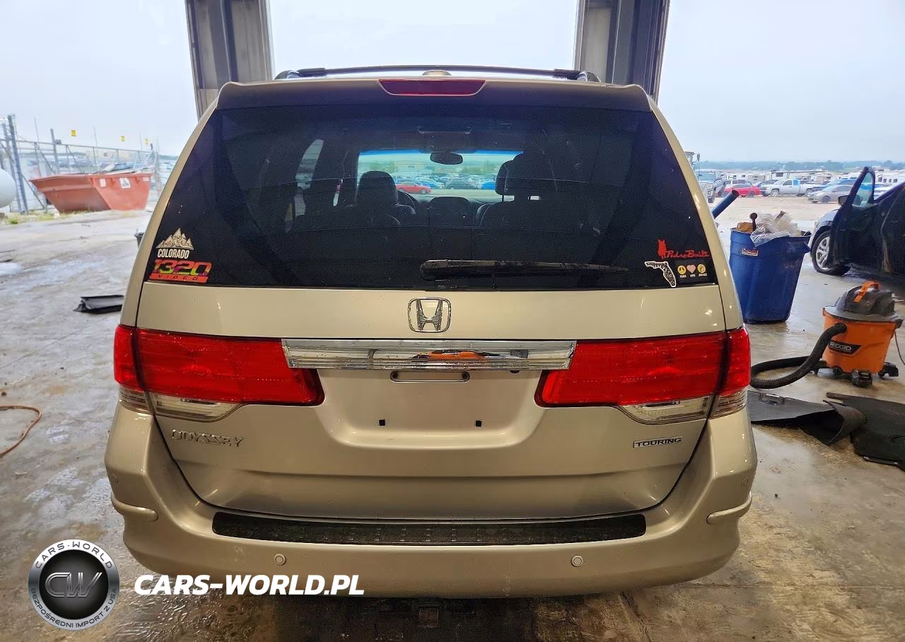 2010 Honda Odyssey Touring VIN:5FNRL3H97AB099485 - 6