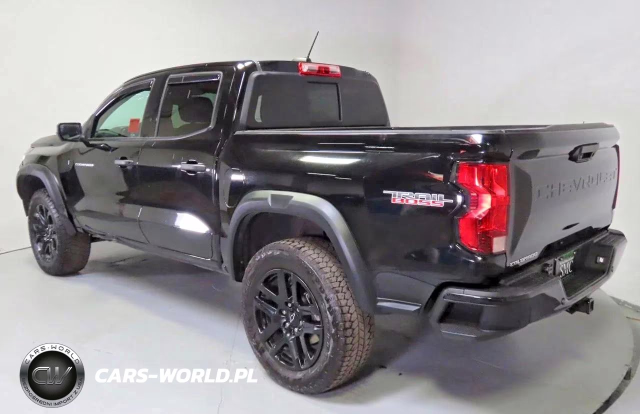 2024 Chevrolet Colorado Trail Boss VIN:1GCPTEEK0R1222946 - 4
